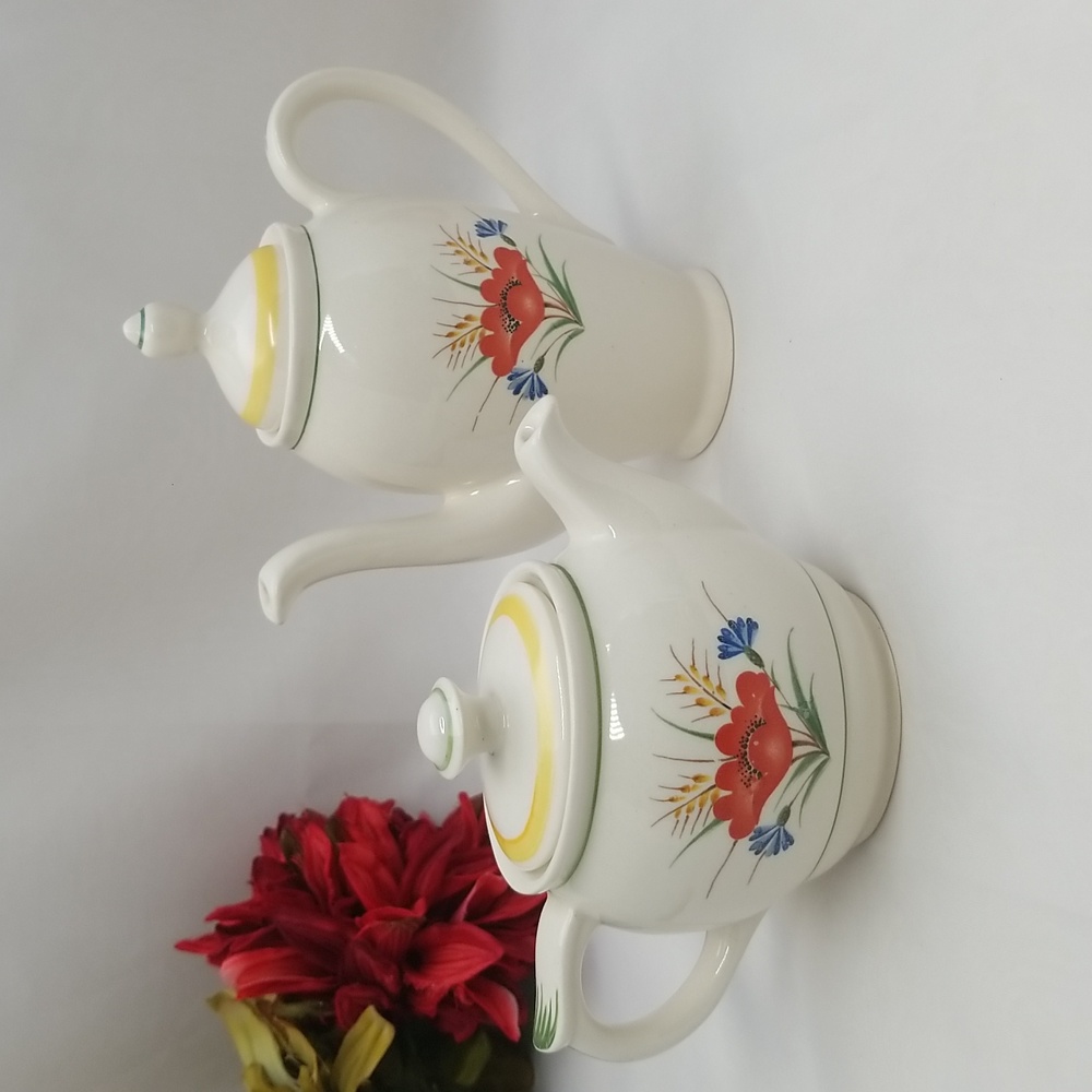 Vintage Arabia Finland Red Poppy Mini Tea and Coffee Pots
